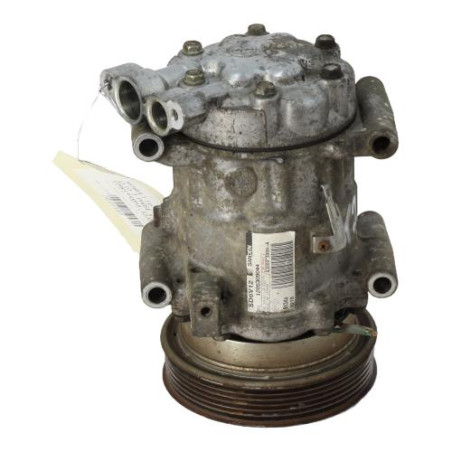 Compresseur clim RENAULT CLIO 3 Photo n°1