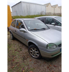 Feu arriere principal droit (feux) OPEL CORSA B Photo n°20