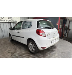 Aile avant gauche RENAULT CLIO 3 Photo n°7