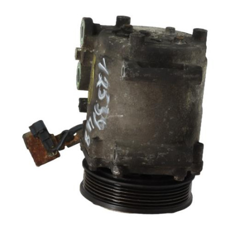 Compresseur clim RENAULT SCENIC 2