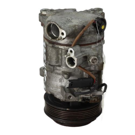 Compresseur clim BMW SERIE 1 F20 Photo n°1