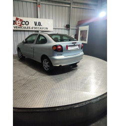 Moteur essuie glace avant RENAULT MEGANE 1 Photo n°10