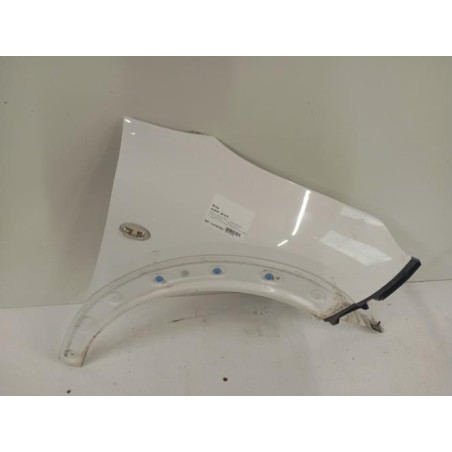 Aile avant droit CITROEN C4 CACTUS Photo n°1