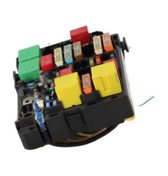 Boitier servitude moteur (BSM) PEUGEOT 208 1