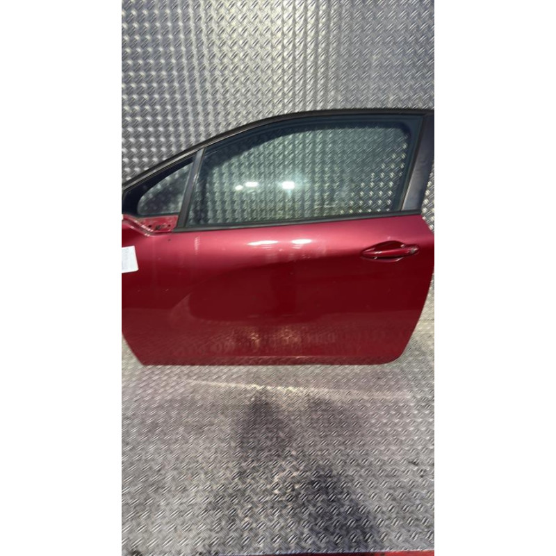Porte avant gauche PEUGEOT 208 1