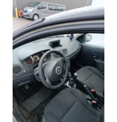 Aile avant gauche RENAULT CLIO 3 Photo n°7