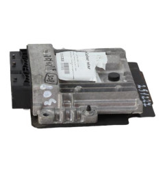 Calculateur moteur PEUGEOT 308 1