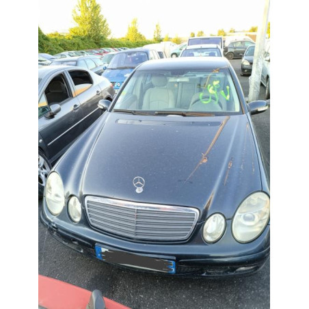 Aile avant droit MERCEDES CLASSE E 211