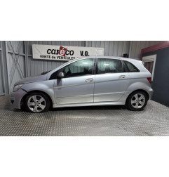 Renfort pare choc avant (traverse) MERCEDES CLASSE B 245 Photo n°10