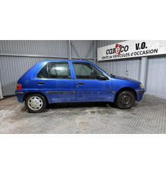 Retroviseur gauche PEUGEOT 106 Photo n°9