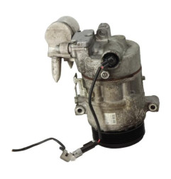 Compresseur clim BMW SERIE 1 E87 Photo n°3