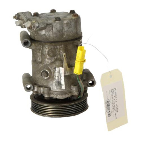 Compresseur clim PEUGEOT 206+ Photo n°1