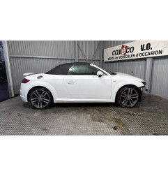 Attache ceinture avant gauche AUDI TT 3 Photo n°3