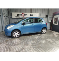 Pare choc arriere TOYOTA YARIS 2 Photo n°6
