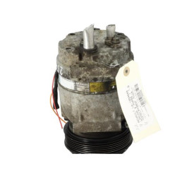 Compresseur clim RENAULT LAGUNA 2 Photo n°4