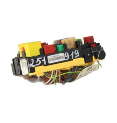 Boitier servitude moteur (BSM) PEUGEOT 208 1 Photo n°3