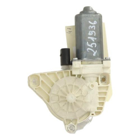 Moteur leve vitre avant gauche MERCEDES CLASSE A 169 Photo n°1