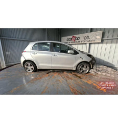 Trappe d'essence TOYOTA YARIS 2 Photo n°7