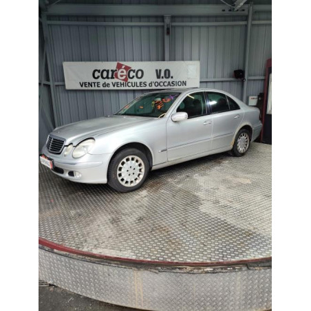 Moteur essuie glace avant MERCEDES CLASSE C 203