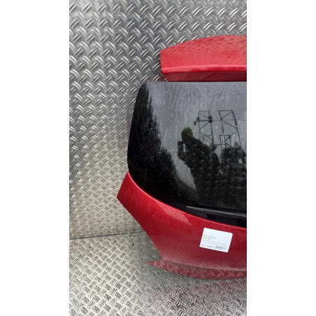 Malle/Hayon arriere PEUGEOT 208 1