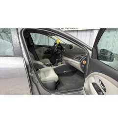 Moyeu avant gauche RENAULT MEGANE 3 Photo n°5