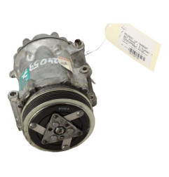 Compresseur clim PEUGEOT 407 Photo n°1