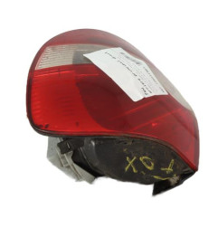 Feu arriere principal droit (feux) VOLKSWAGEN FOX Photo n°4