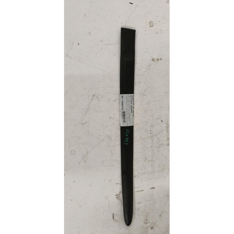 Baguette de porte arriere gauche  OPEL CORSA B
