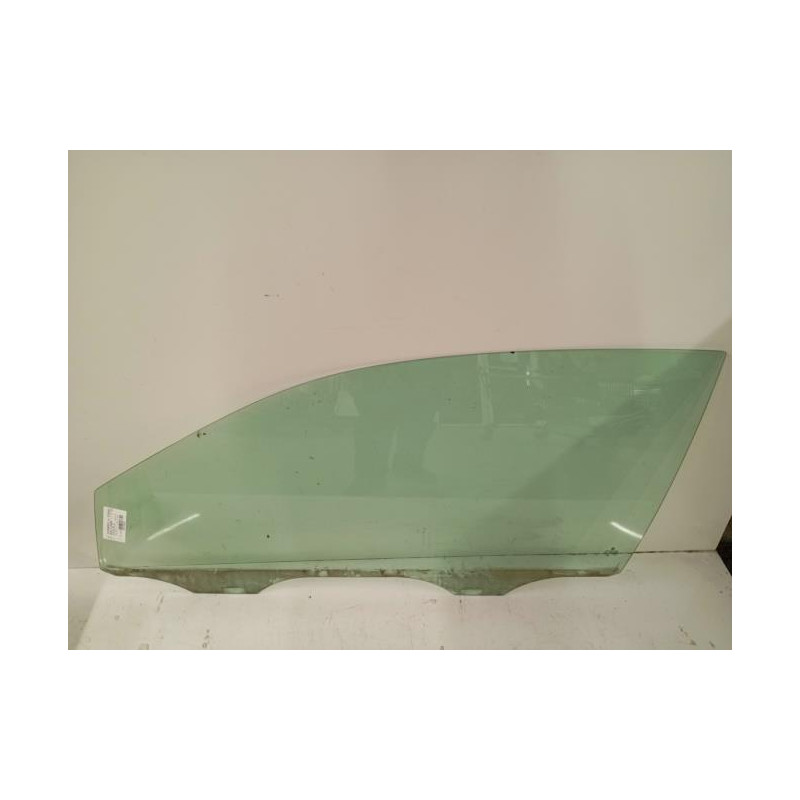 Vitre avant gauche VOLKSWAGEN POLO 5