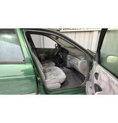 Moteur leve vitre avant gauche RENAULT MEGANE 1 Photo n°8