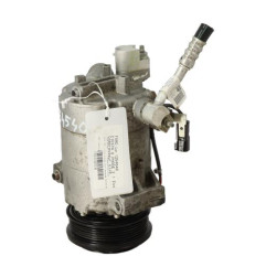 Compresseur clim FORD FIESTA 6 Photo n°4