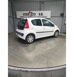 Calculateur moteur PEUGEOT 107 Photo n°14