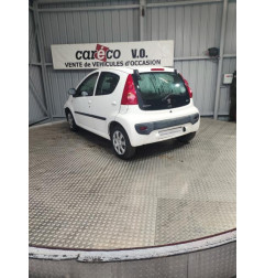 Compresseur clim PEUGEOT 107 Photo n°10