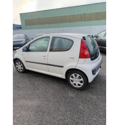 Autoradio d'origine PEUGEOT 107 Photo n°8