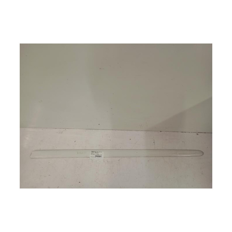 Baguette de porte avant gauche PEUGEOT 206