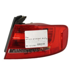 Feu arriere principal droit (feux) AUDI A4 3 Photo n°1