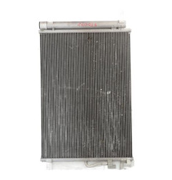 Condenseur de clim VOLKSWAGEN GOLF 8 Photo n°1