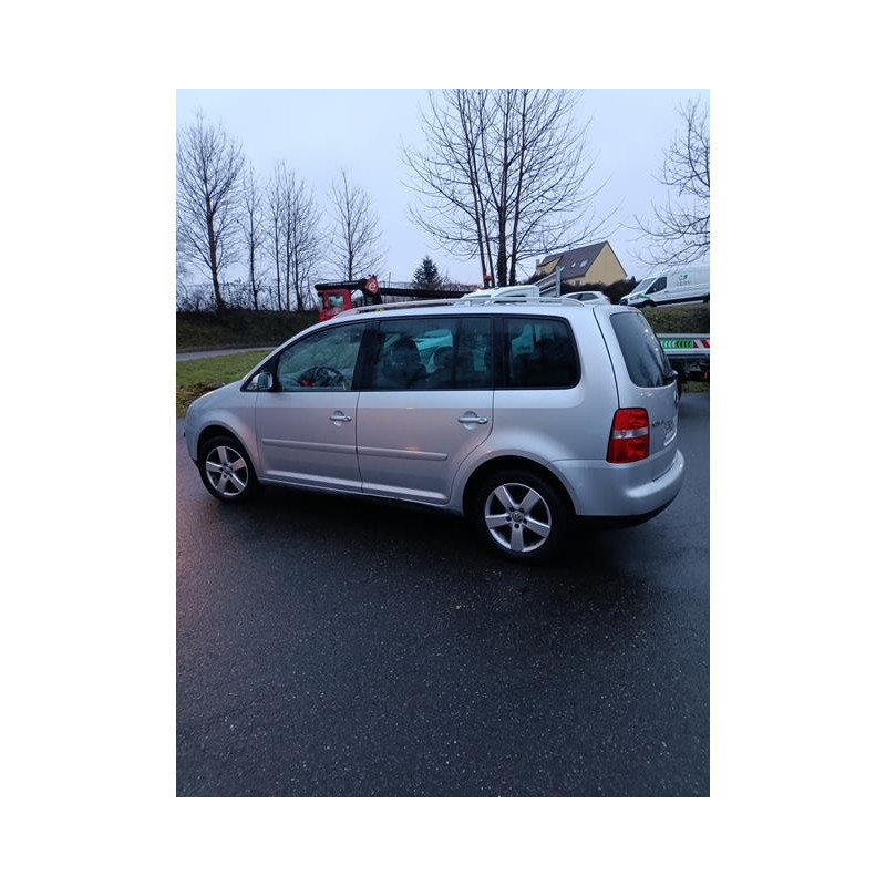 Feu arriere principal gauche (feux) VOLKSWAGEN TOURAN 1