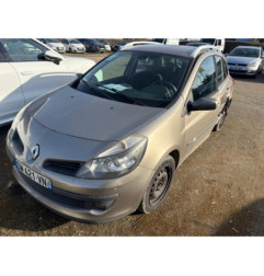 Aile avant gauche RENAULT CLIO 3 Photo n°1