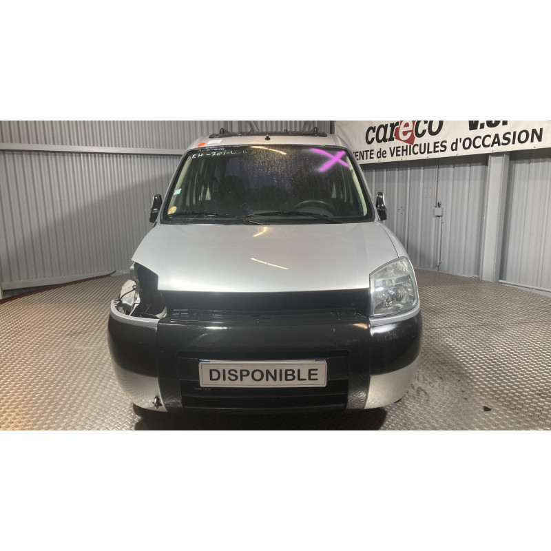 Pare choc avant PEUGEOT PARTNER 1