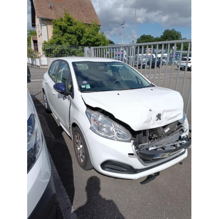 Demarreur PEUGEOT 208 1 Photo n°1