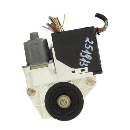 Moteur leve vitre avant gauche VOLKSWAGEN GOLF PLUS Photo n°1