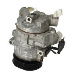 Compresseur clim VOLKSWAGEN POLO 4 Photo n°3