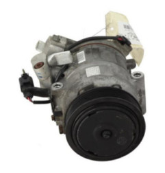 Compresseur clim VOLKSWAGEN POLO 4 Photo n°7