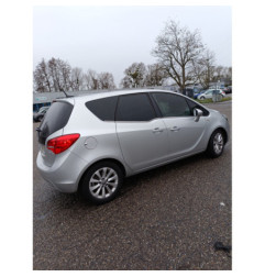 Pare boue arriere droit OPEL MERIVA B Photo n°3