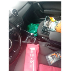 Attache ceinture arriere droit AUDI A1 1