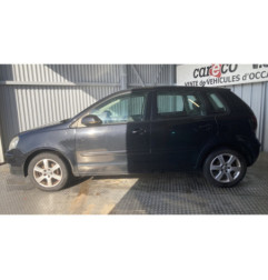 Capot VOLKSWAGEN POLO 4 Photo n°4