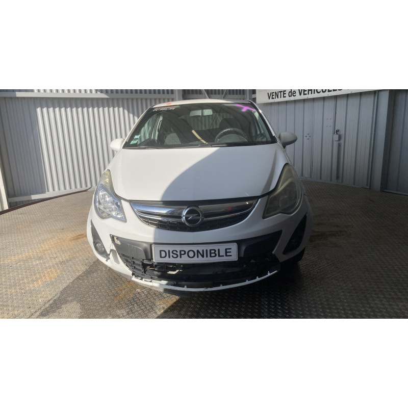 Poignee porte avant gauche OPEL CORSA D