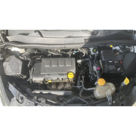 Moyeu avant gauche OPEL CORSA D