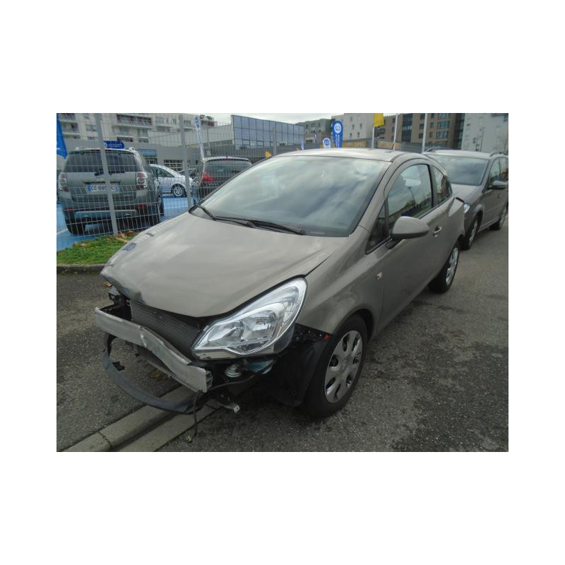 Radiateur eau OPEL CORSA D